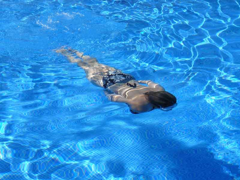 Swimming Pool Maintenance That You Can Do Yourself